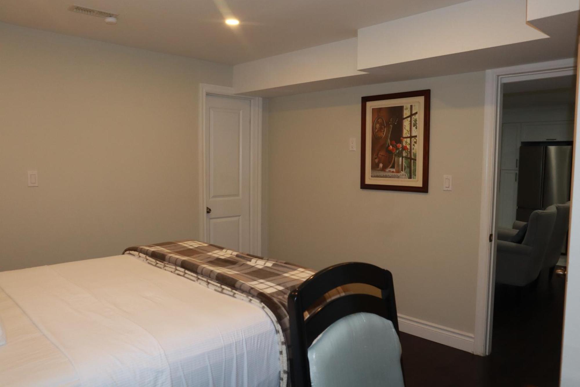 Stunning Furnished 2Bedroom/2Washroom Apartment Brampton Exterior foto