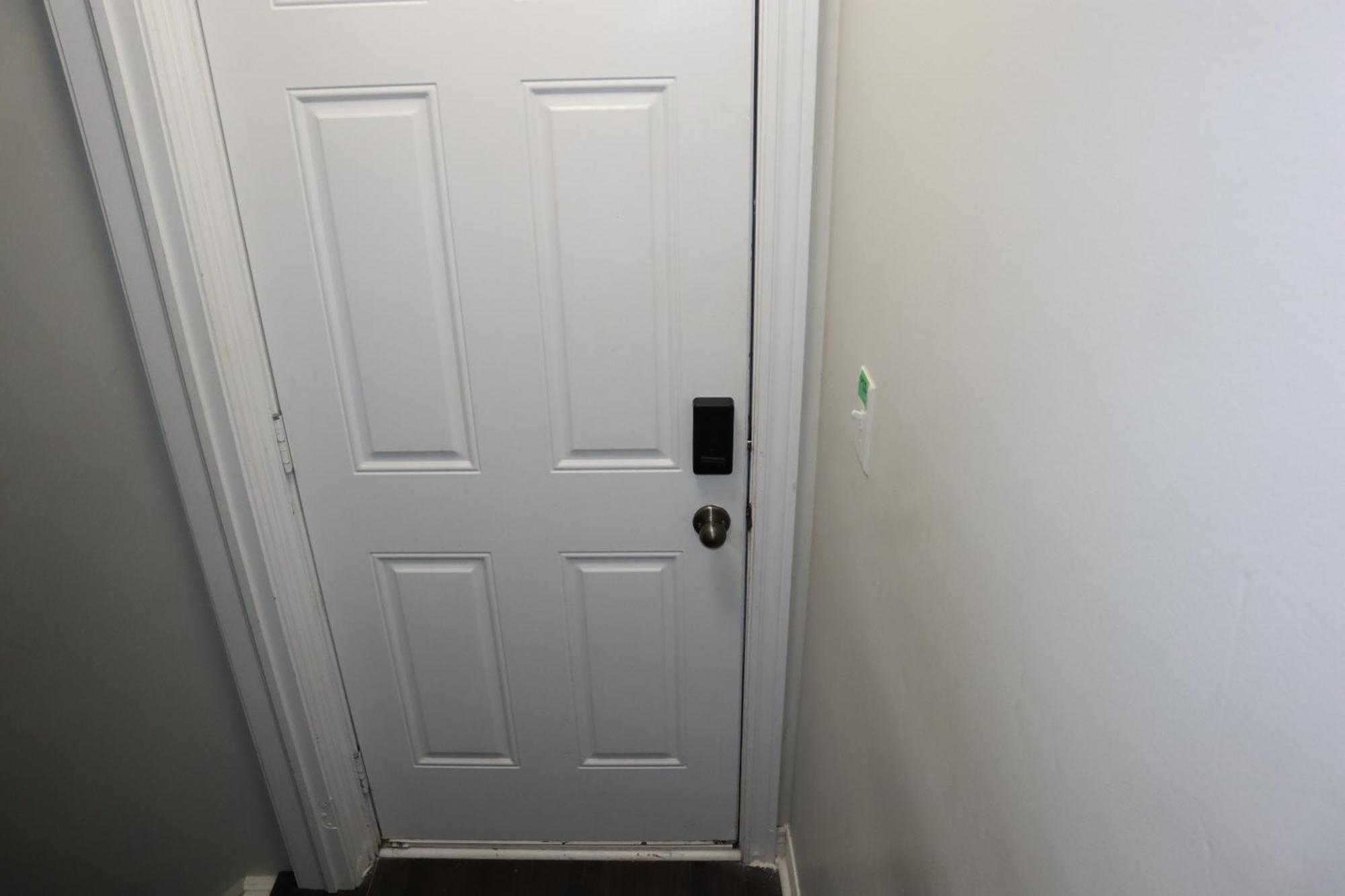 Stunning Furnished 2Bedroom/2Washroom Apartment Brampton Exterior foto