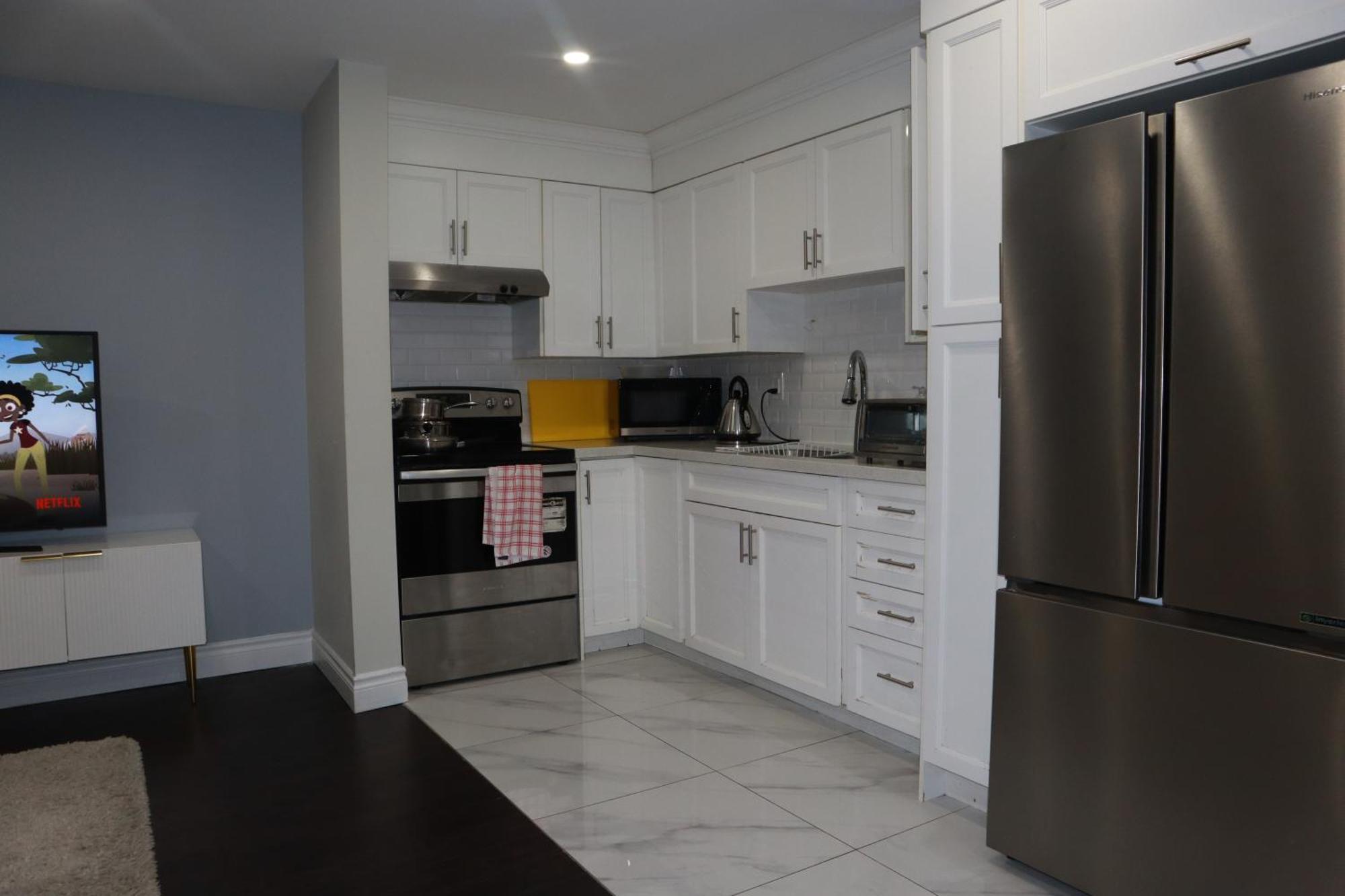 Stunning Furnished 2Bedroom/2Washroom Apartment Brampton Exterior foto